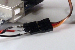 Servo connector