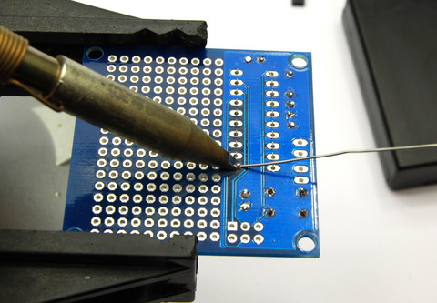 Solder the socket Solder the socket